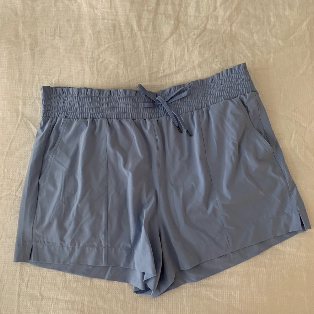 Abercrombie & Fitch athletic shorts with pockets.